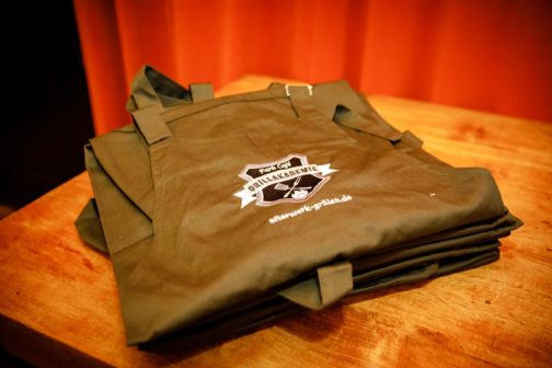 Latzschürze „The Grillacademy“ – Bild 2